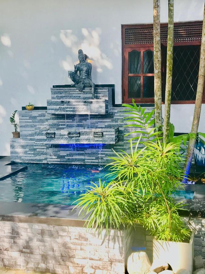 Travellers Halt Hotel Ratnapura Ngoại thất bức ảnh