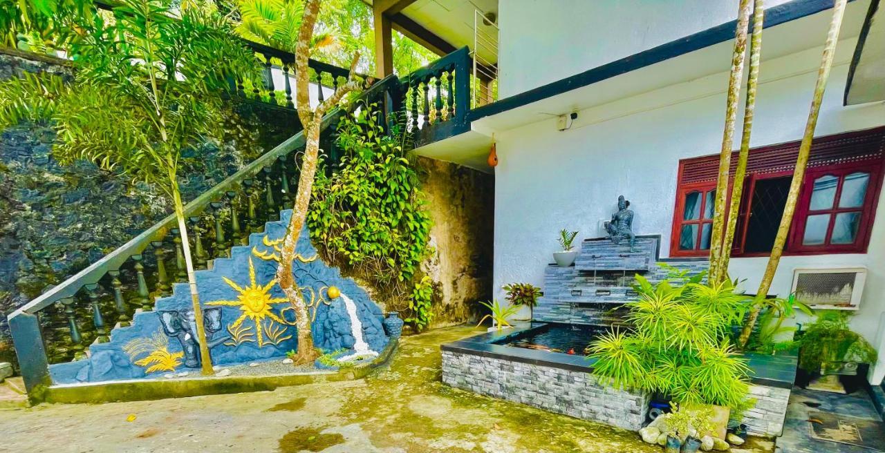 Travellers Halt Hotel Ratnapura Ngoại thất bức ảnh