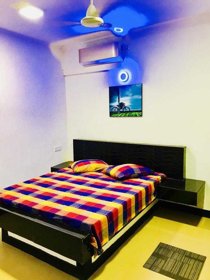 Travellers Halt Hotel Ratnapura Ngoại thất bức ảnh