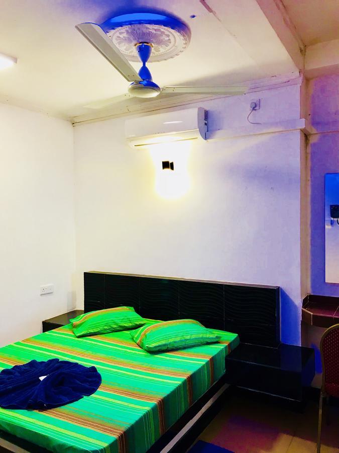 Travellers Halt Hotel Ratnapura Ngoại thất bức ảnh