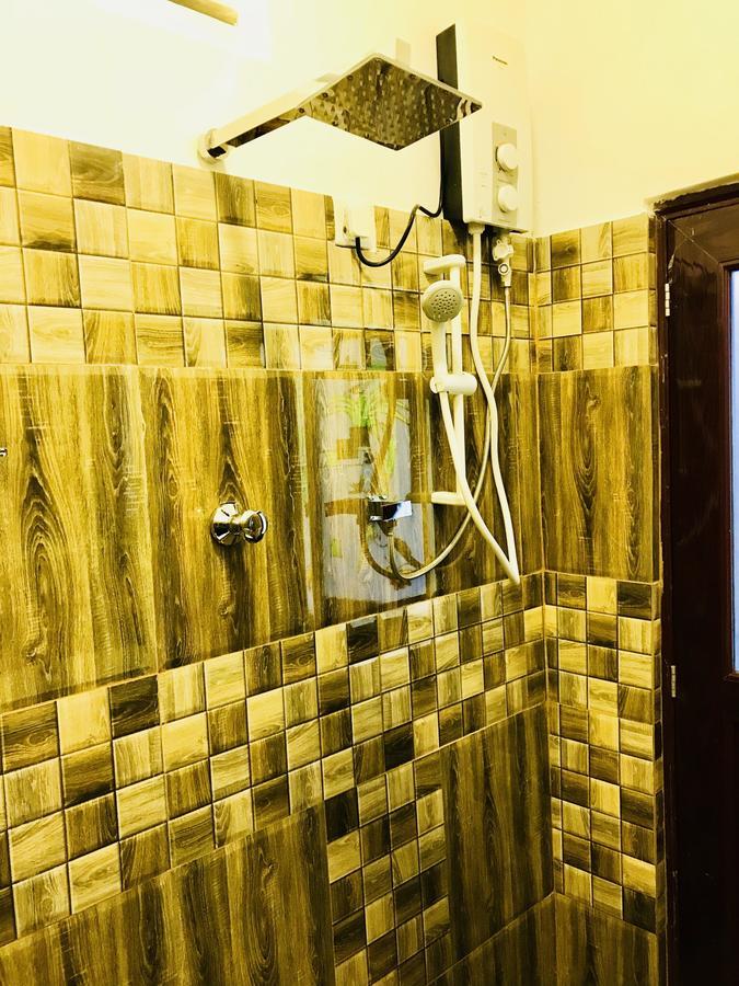 Travellers Halt Hotel Ratnapura Ngoại thất bức ảnh