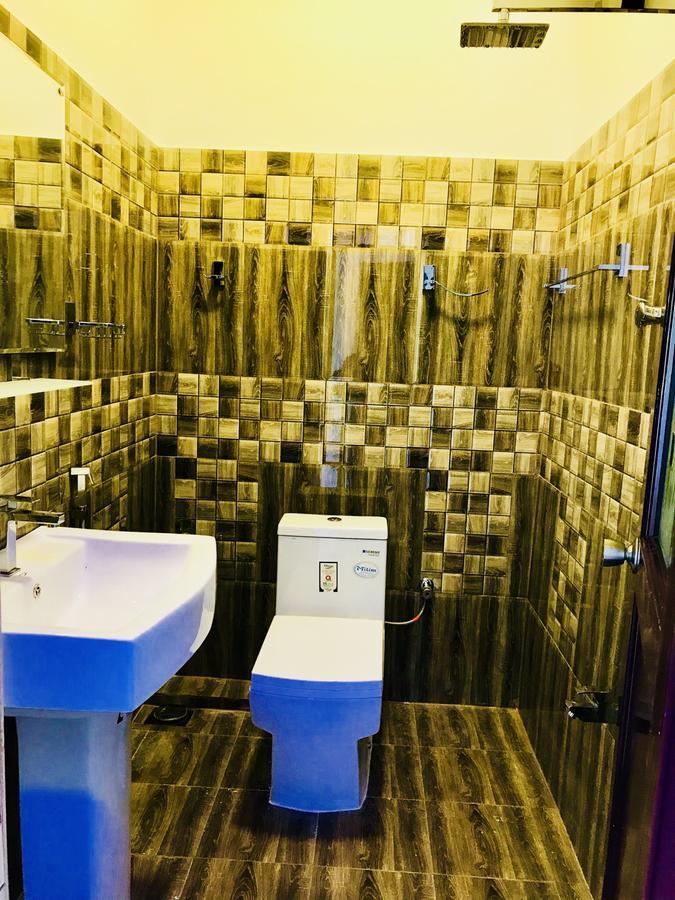 Travellers Halt Hotel Ratnapura Ngoại thất bức ảnh