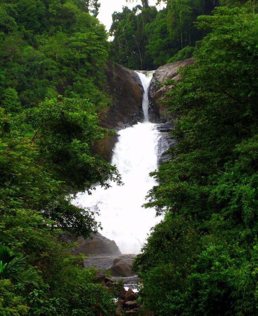 Travellers Halt Hotel Ratnapura Ngoại thất bức ảnh